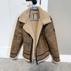 Guess Shearling Coat (Small / Brown)